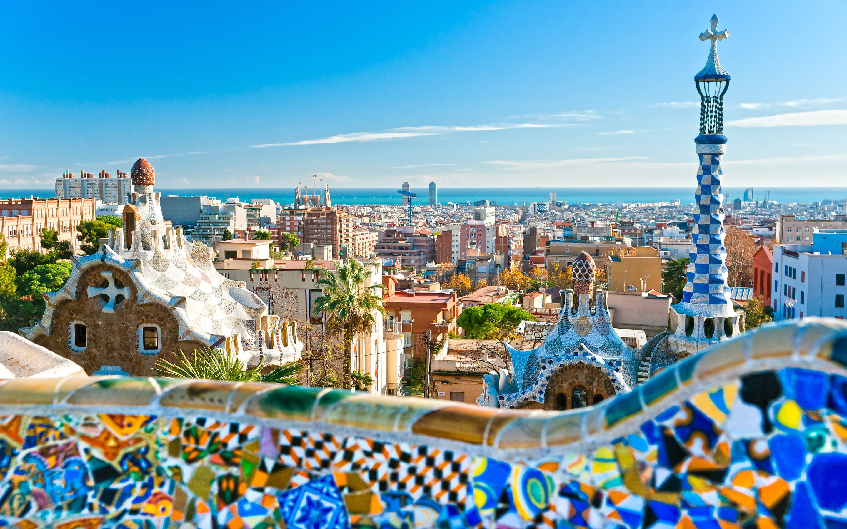 Logez à Barcelone gratuitement avec HomeExchange Vue de Barcelone depuis la Sagrada Familia-echange-de-maison-HomeExchange