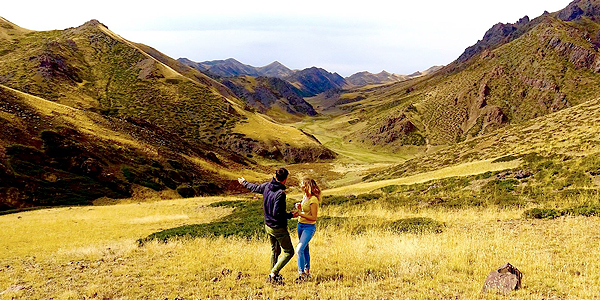 comm642_600x300_EE_FR9