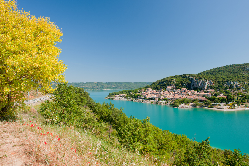 où partir en août France éviter la foule Bourgogne Franche Comté jura