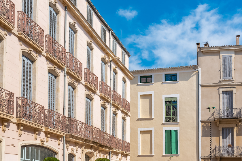 Que-faire-a-Nimes-en-Famille-Echange-de-maison-hebergement-ideal