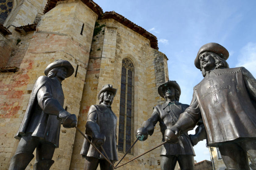 Que faire dans le Gers en famille jeux de piste Condom et Larressingle