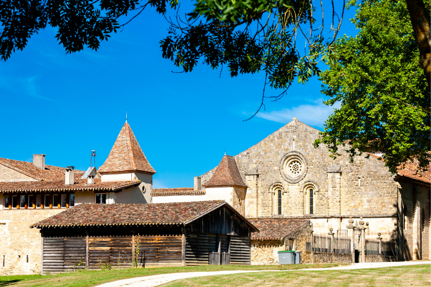 Que faire dans le Gers en famille visite abbaye de Flaran