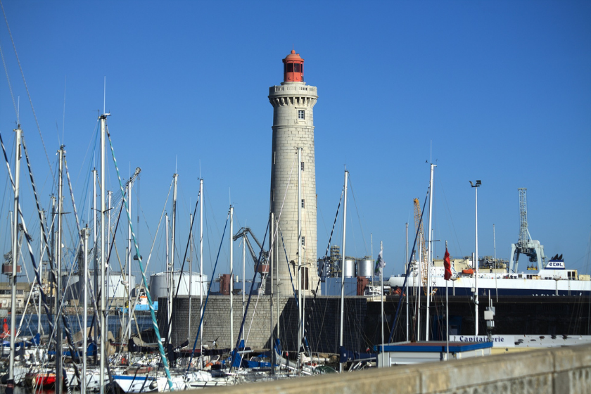 que faire à sète en famille phare