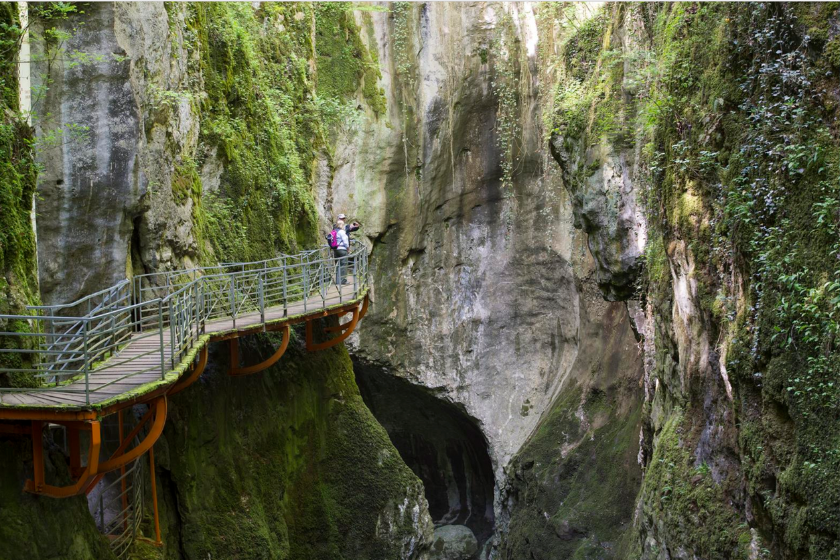 Randonnées Annecy sentier Gorges du Fier