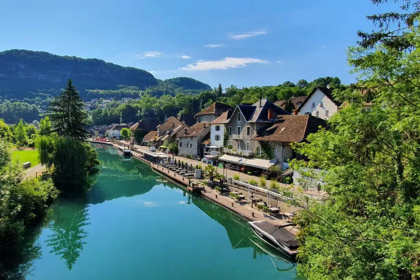 Les plus beaux villages autour du lac du Bourget Chanaz