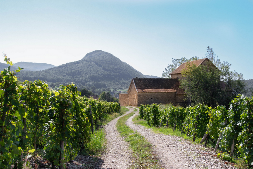 Les plus beaux villages autour du lac du Bourget Montagnieu