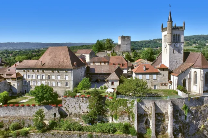 Les plus beaux villages autour du lac du Bourget Morestel