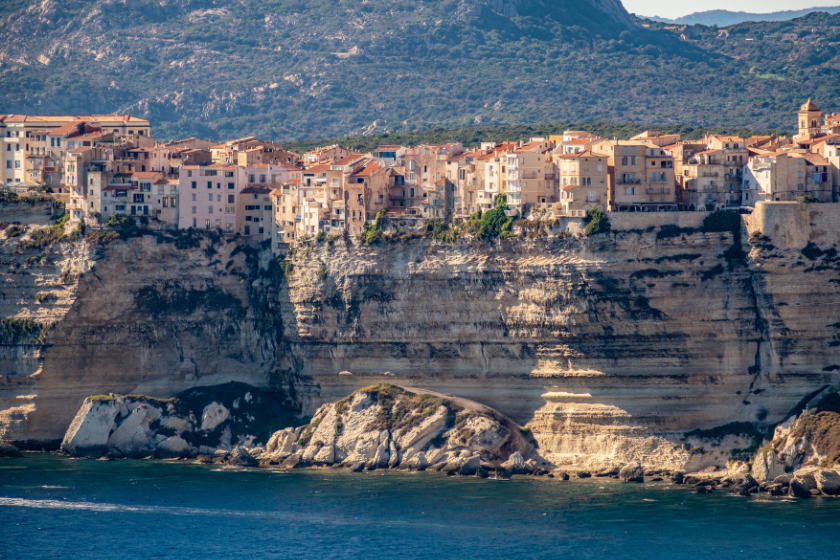 où aller en corse