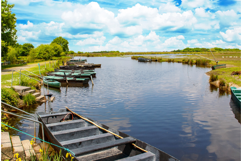 Lieux moins touristiques Parc Régional La Brière échange de maisons
