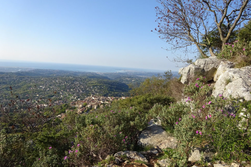 Que faire autour de Nice Baou de Saint Jeannet