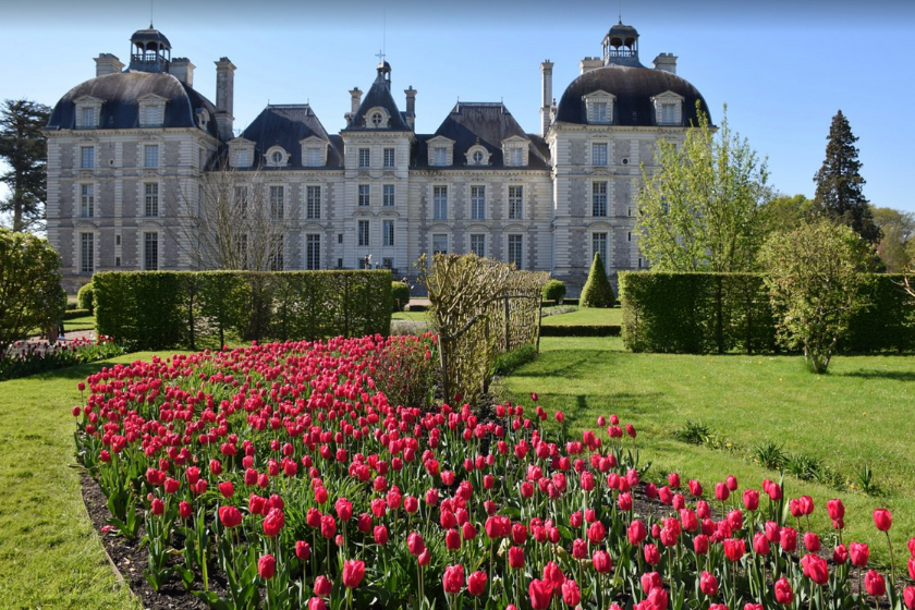 Top 20 des plus beaux châteaux de la Loire Château de Cheverny