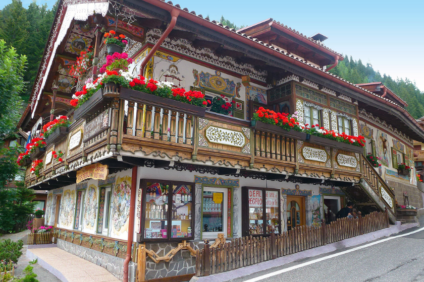 op 10 des plus beaux villages des Dolomites Canazei