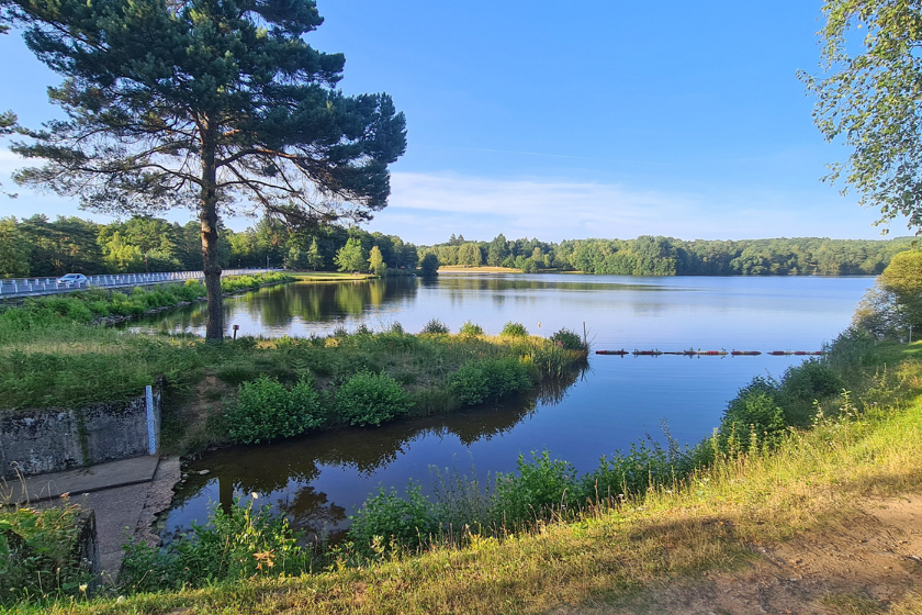 plus beaux lacs de Dordogne Le Lac du Coiroux