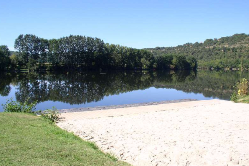 plus beaux lacs de Dordogne Le Lac de Trémolat