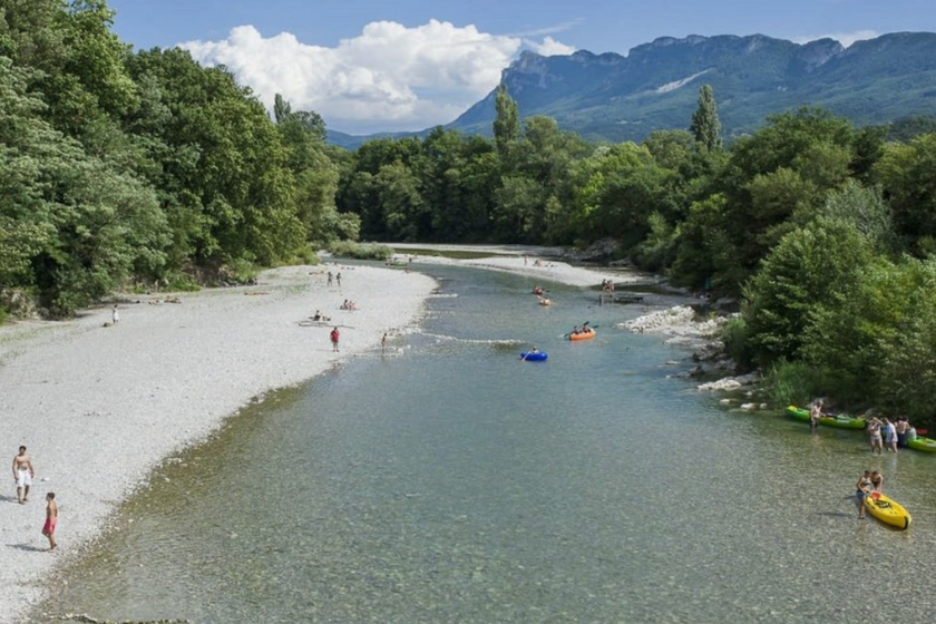 Top 10 des plus beaux lacs et lieux de baignade de la Drôme La Rivière Drôme Saillans