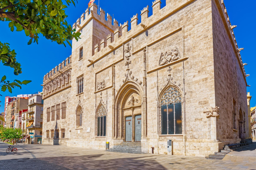 Que faire que visiter à Valence La Lonja de la Seda